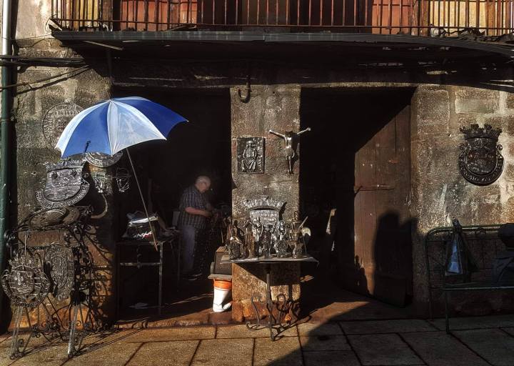 39594033_288256468627951_145626771750912000_n