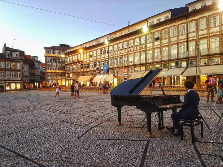 40168294_1542135329221892_5213021468962586624_n